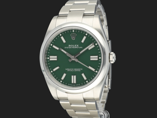 Rolex - Oyster Perpetual 41 Green Dial 124300