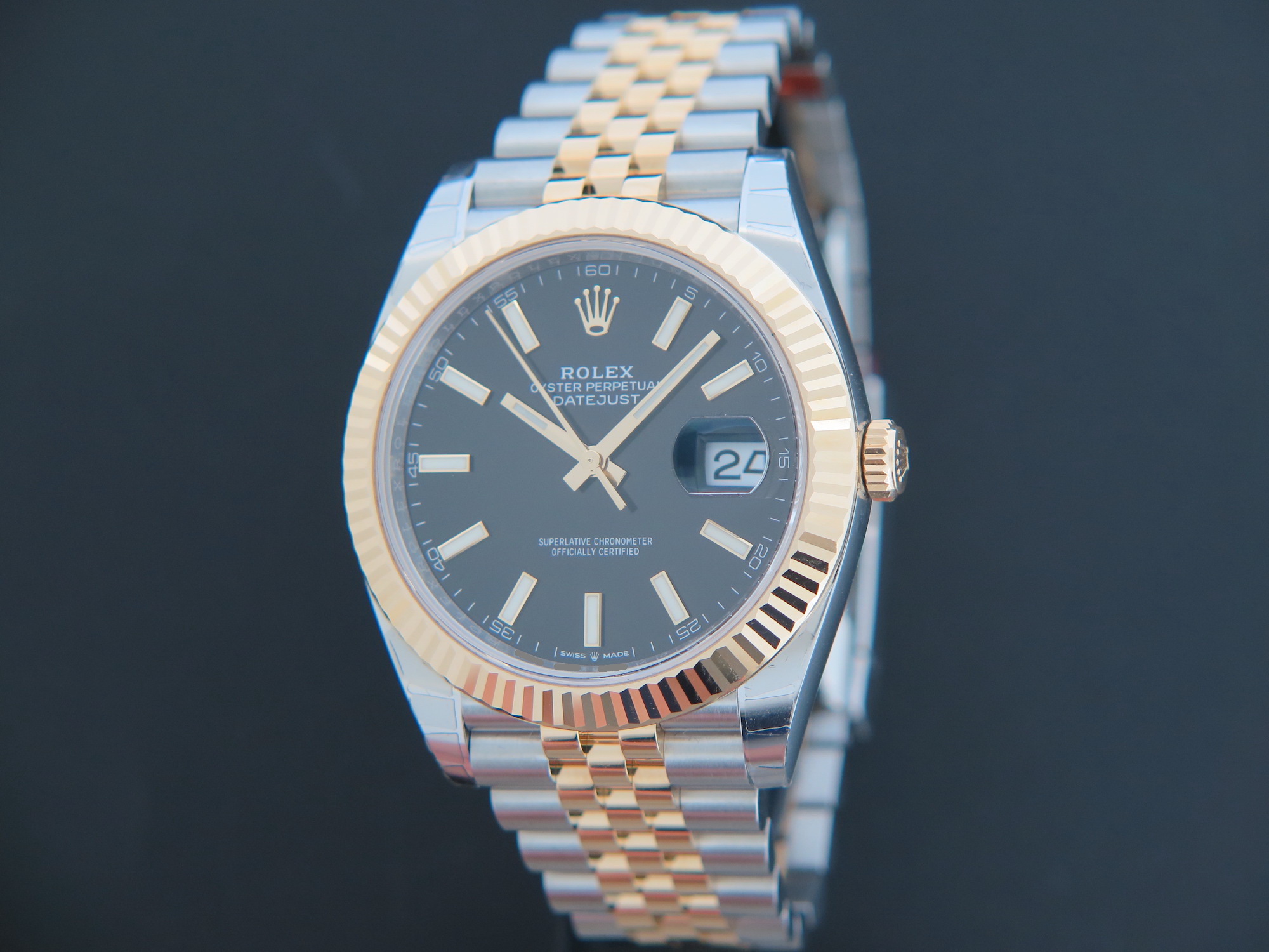 Rolex datejust best sale 41 bicolor