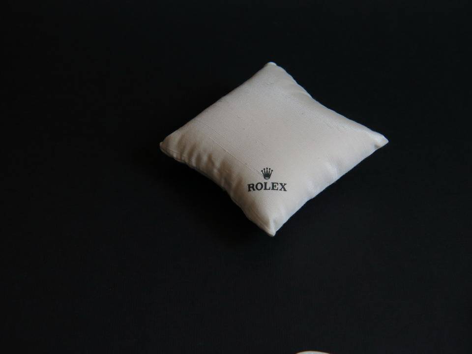 Rolex watch online pillow