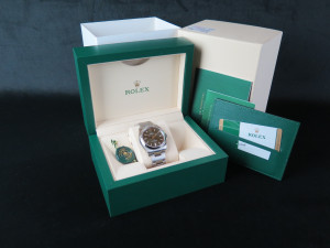 Rolex Oyster Perpetual 34 Olive Dial 114200 NOS