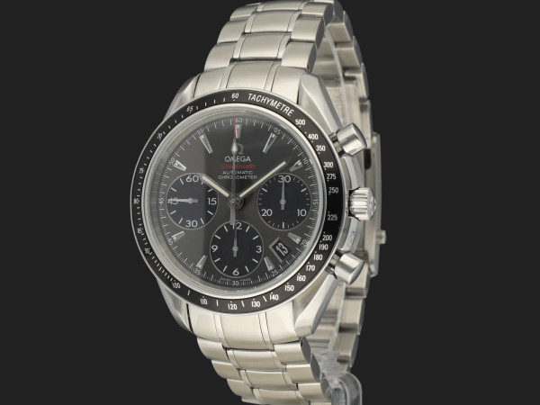 Omega - Speedmaster Date Chronograph 323.30.40.40.06.001