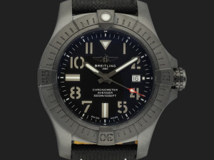 Breitling Avenger Automatic 45 Seawolf Night Mission V17319 