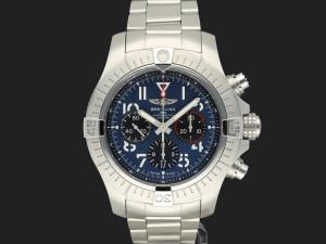 Breitling Avenger B01 Chronograph 45  AB0182