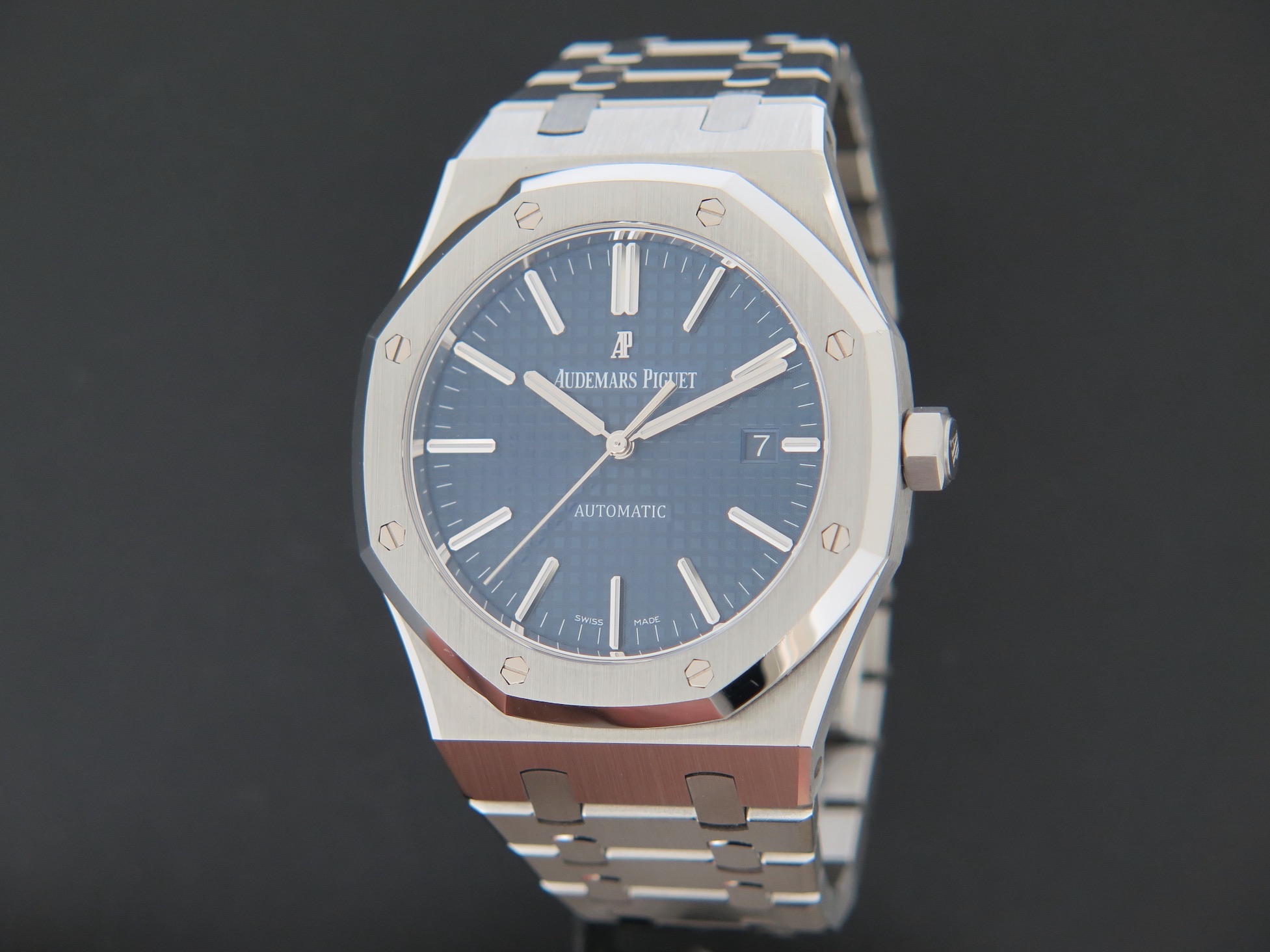 Audemars Piguet Royal Oak Selfwinding Blue Dial 15400 ST