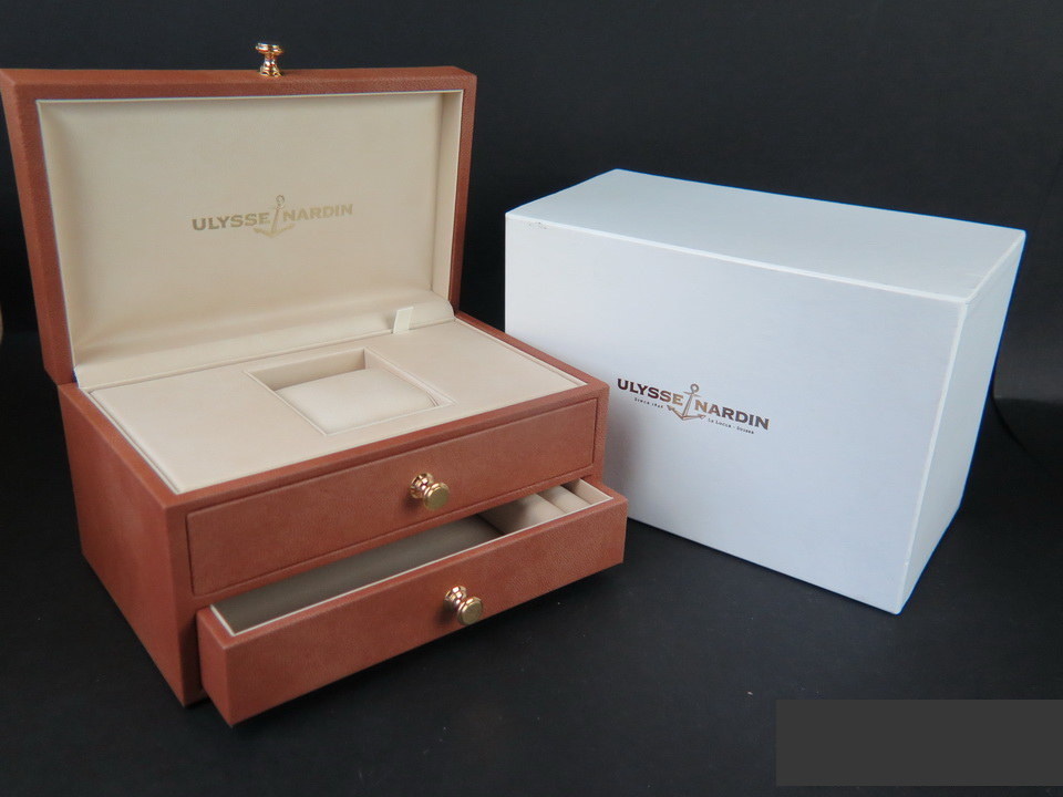 Ulysse Nardin Box Parts Filipucci Jewelers Maastricht