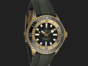 Breitling SuperOcean Automatic 42 Bronze N17375