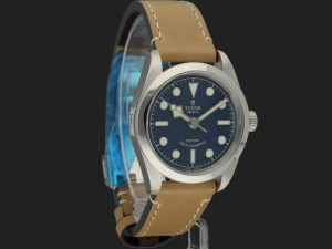 Tudor Heritage Black Blue 32 Black Dial 79580 NEW