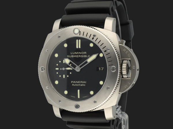 Panerai - Luminor Submersible 1950 3 Days Titanium PAM00305