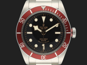 Tudor Heritage Black Bay Red 79220R