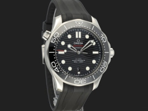 Omega Seamaster Diver 300M Co-Axial Master Chronometer Black Dial 210.30.42.20.01.001