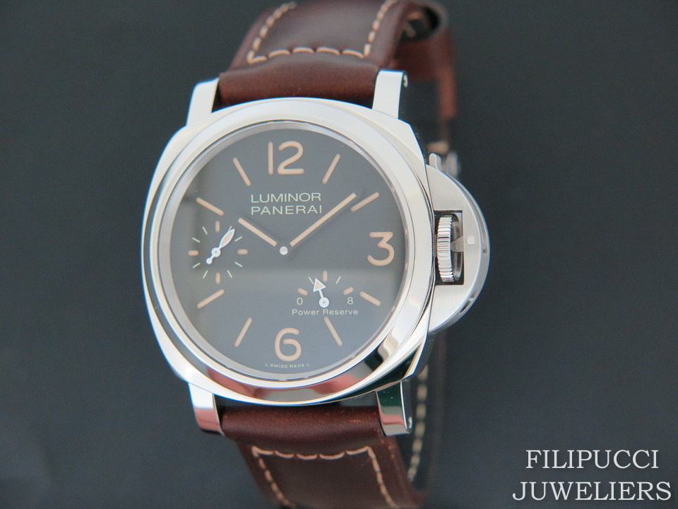 Panerai Luminor Marina 8 Days Power Reserve 44 MM PAM00795