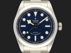 Tudor Black Bay 32 Blue Dial 79580 99% NEW