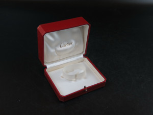 Cartier on sale jewellery box