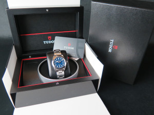 Tudor Black Bay 32 Blue Dial 79580 99% NEW