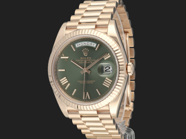 Rolex - Day-Date 40 Everose Olive Roman Dial 228235