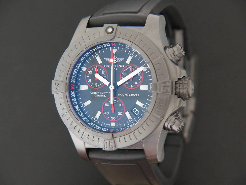 Breitling avenger seawolf chrono blacksteel hotsell