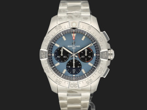 Breitling Avenger B01 Chronograph 44 AB0147 NEW