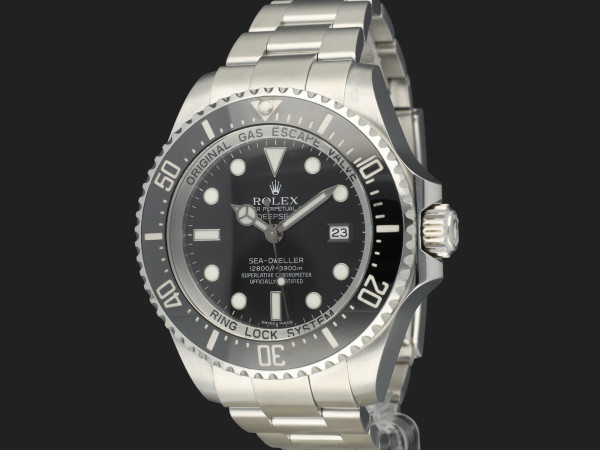 Rolex - Sea-Dweller Deepsea Black Dial 116660