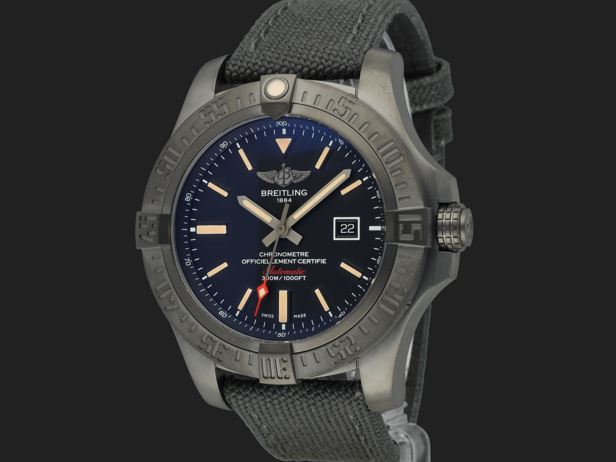 Breitling Avenger Blackbird 48 V17310 Uhren Filipucci Juwelers