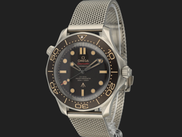 Omega - Seamaster Diver 300M 007 Edition 210.90.42.20.01.001 