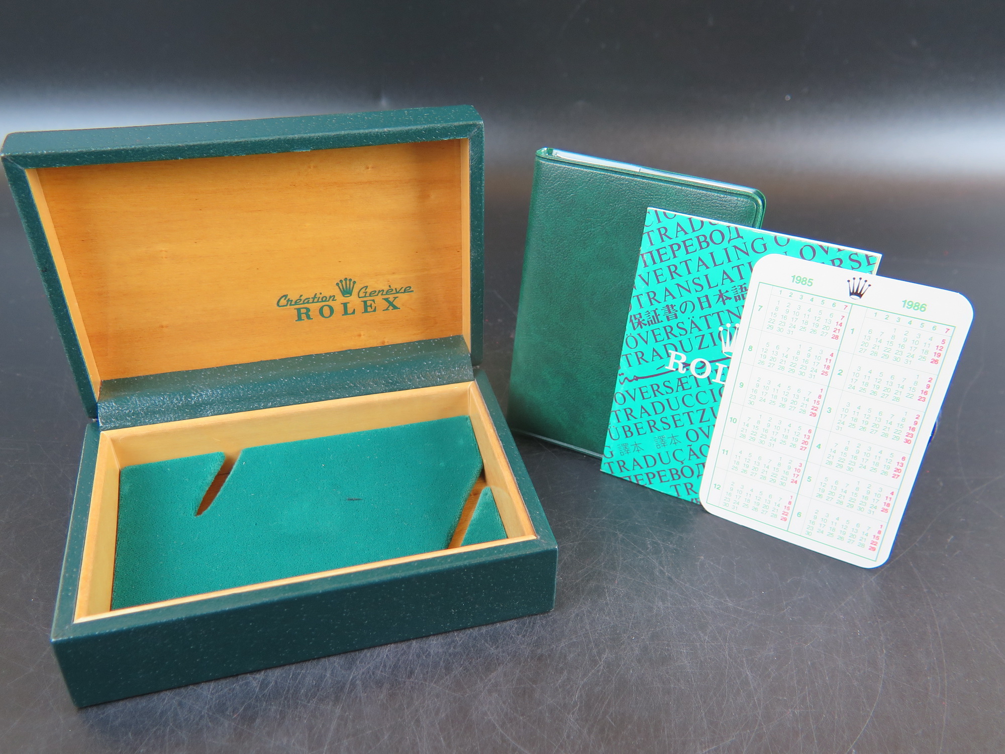 Rolex Vintage Box with Accessories Parts Filipucci Jewelers Maastricht