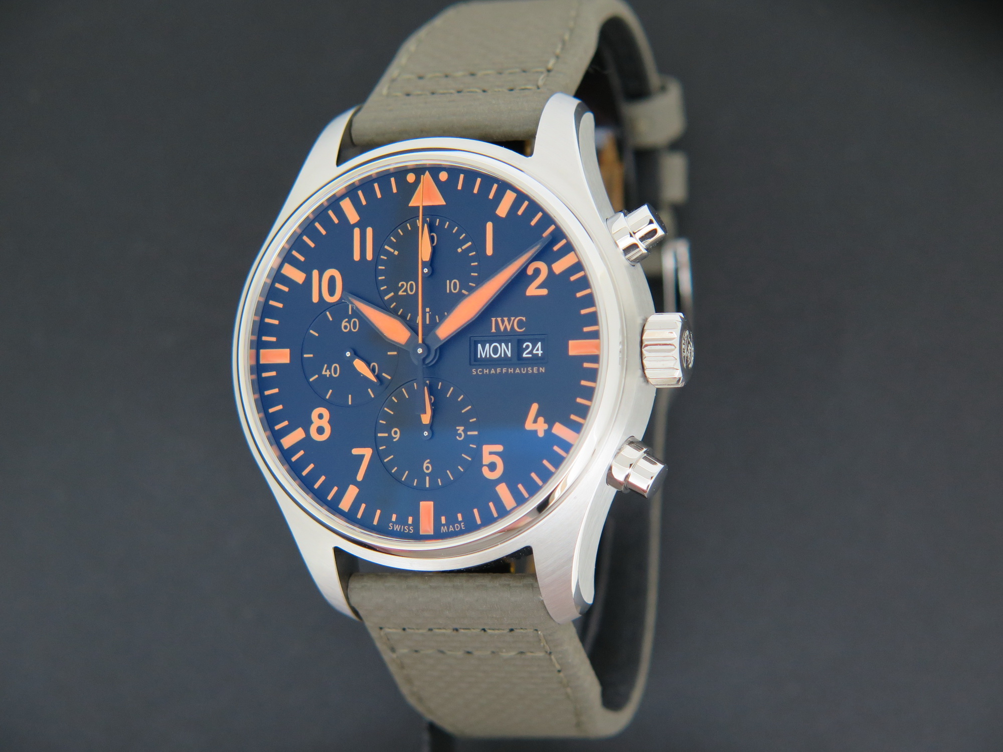 Iwc big outlet pilot orange