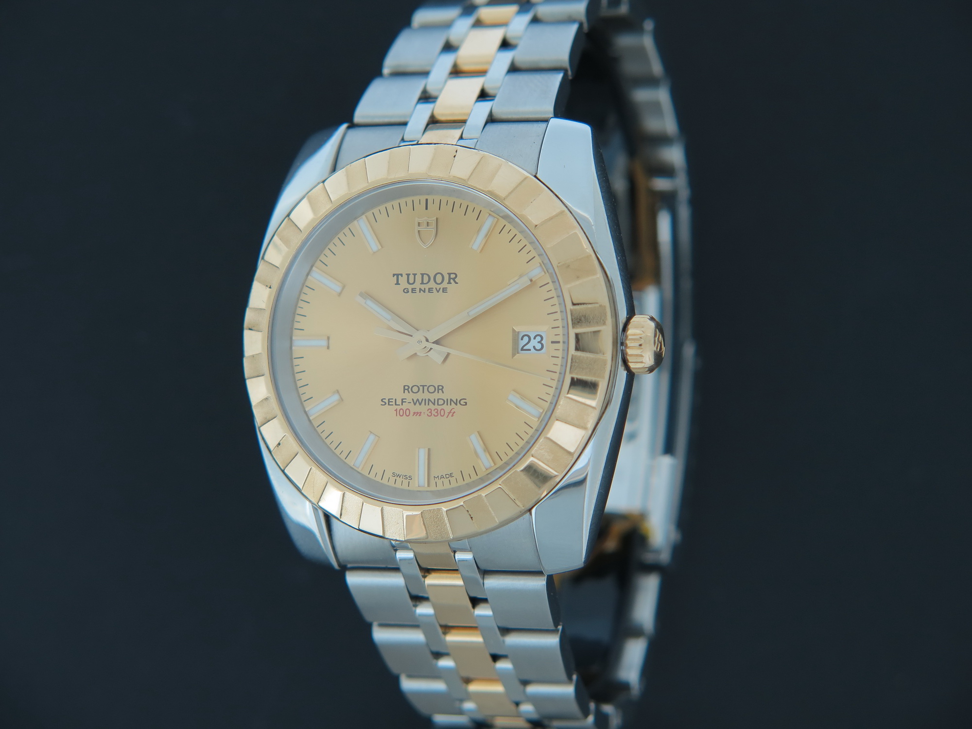 Tudor classic outlet