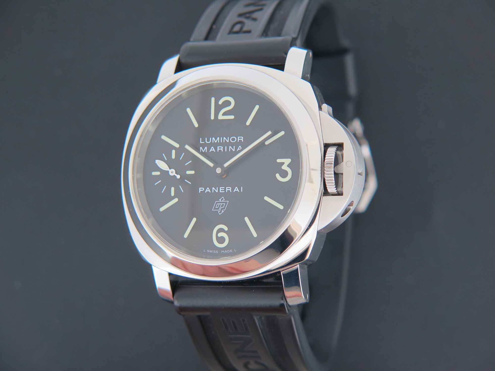 Panerai luminor marina outlet logo