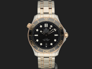 Omega Seamaster Diver 300M Co-Axial Master Chronometer Steel - Sedna Gold Black Dial 210.20.42.20.01.001 NEW