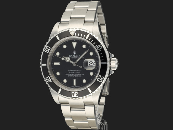 Rolex - Submariner Date V-Serial Rehaut 16610 