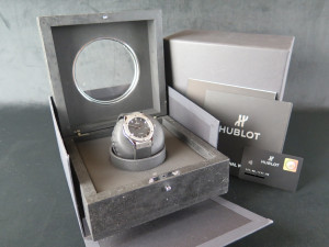 Hublot Classic Fusion Titanium Black Dial 42mm 542.NX.1171.RX