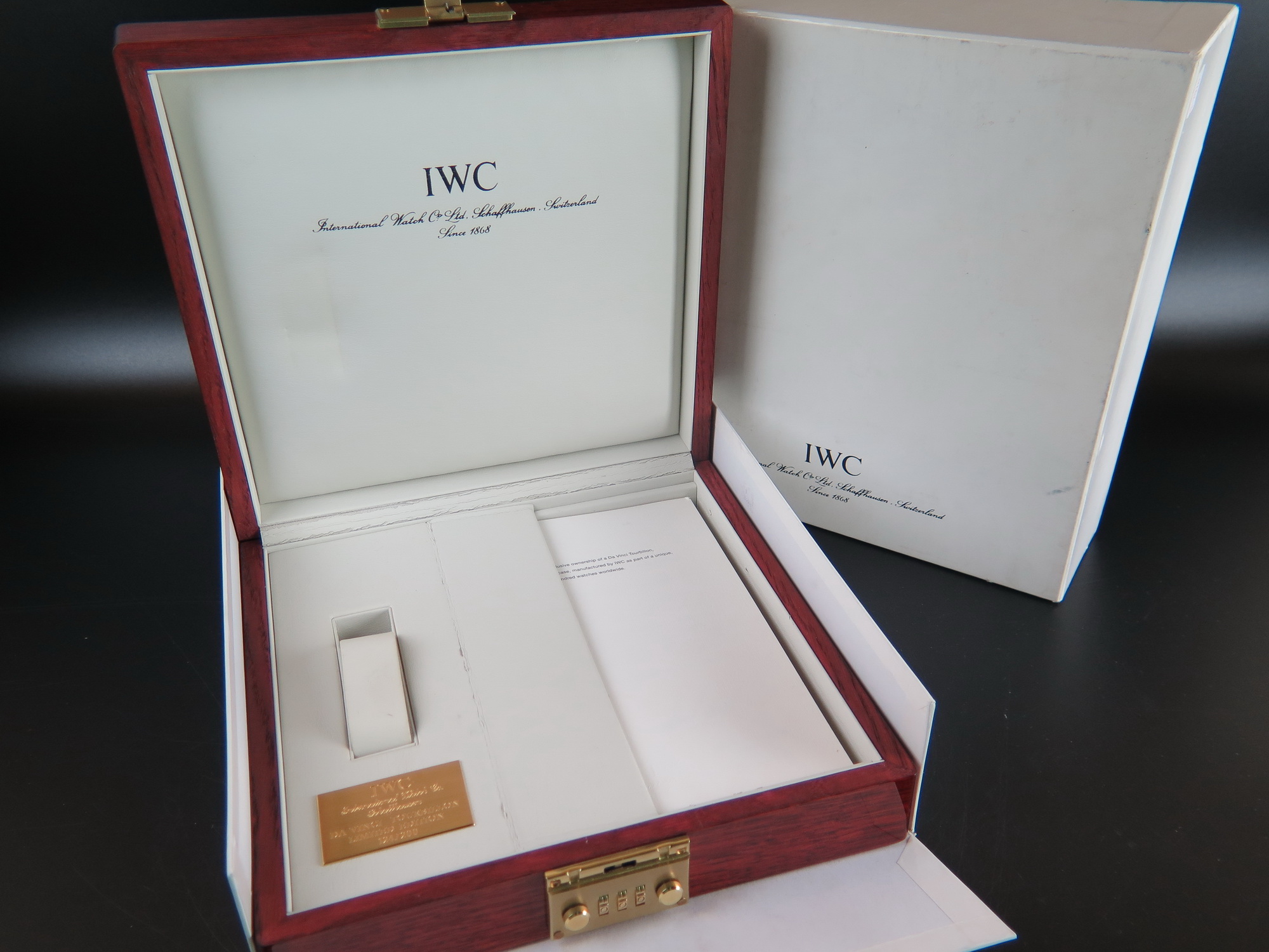 Iwc box discount