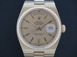 Rolex Oysterquartz Day-Date