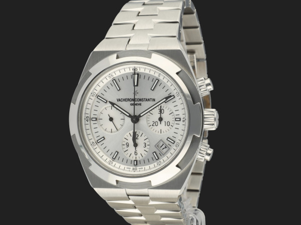 Vacheron Constantin - Overseas Chronograph Silver Dial 5500V