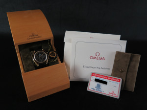 Omega Speedmaster Professional Moonwatch 27 CHRO C12 Jubilee Yellow Gold 3691.50.00 / 1450052