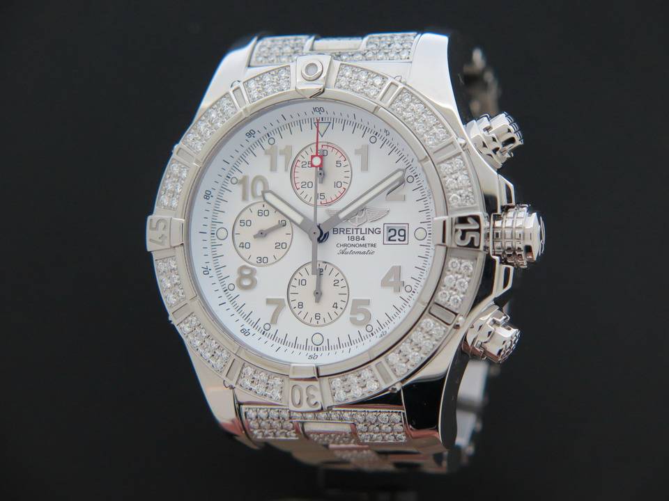 Breitling Super Avenger Diamonds (1)