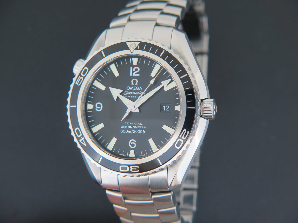 Omega Seamaster Planet Ocean 2200.50.00 600M XL Co-Axial  (1)