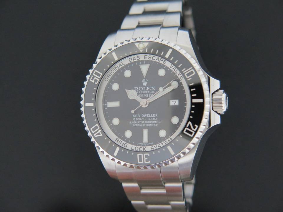Rolex Oyster Perpetual Deepsea Sea-dweller (1)