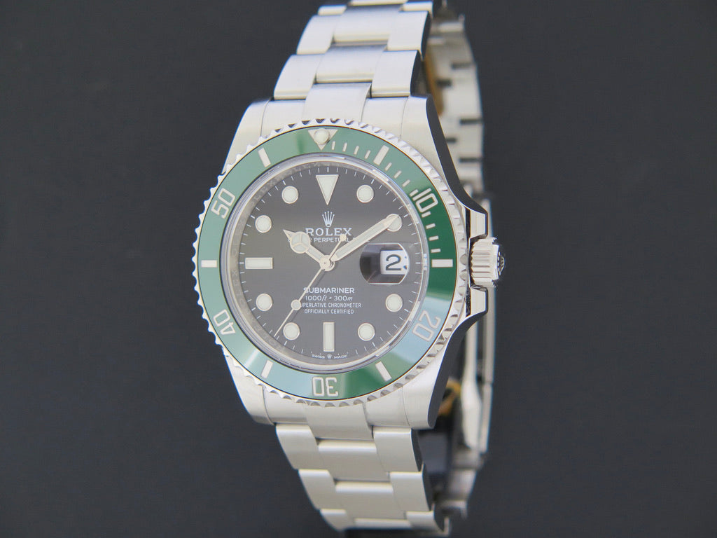 Rolex Submariner Date 126610LV (1)
