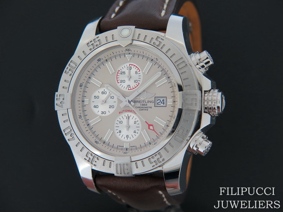 Breitling Super Avenger II A1337111 (1)