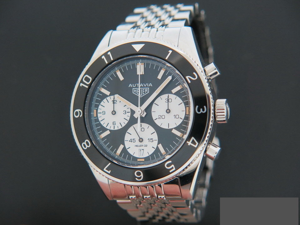 Heuer Heuer Autavia Heuer 02 (1)