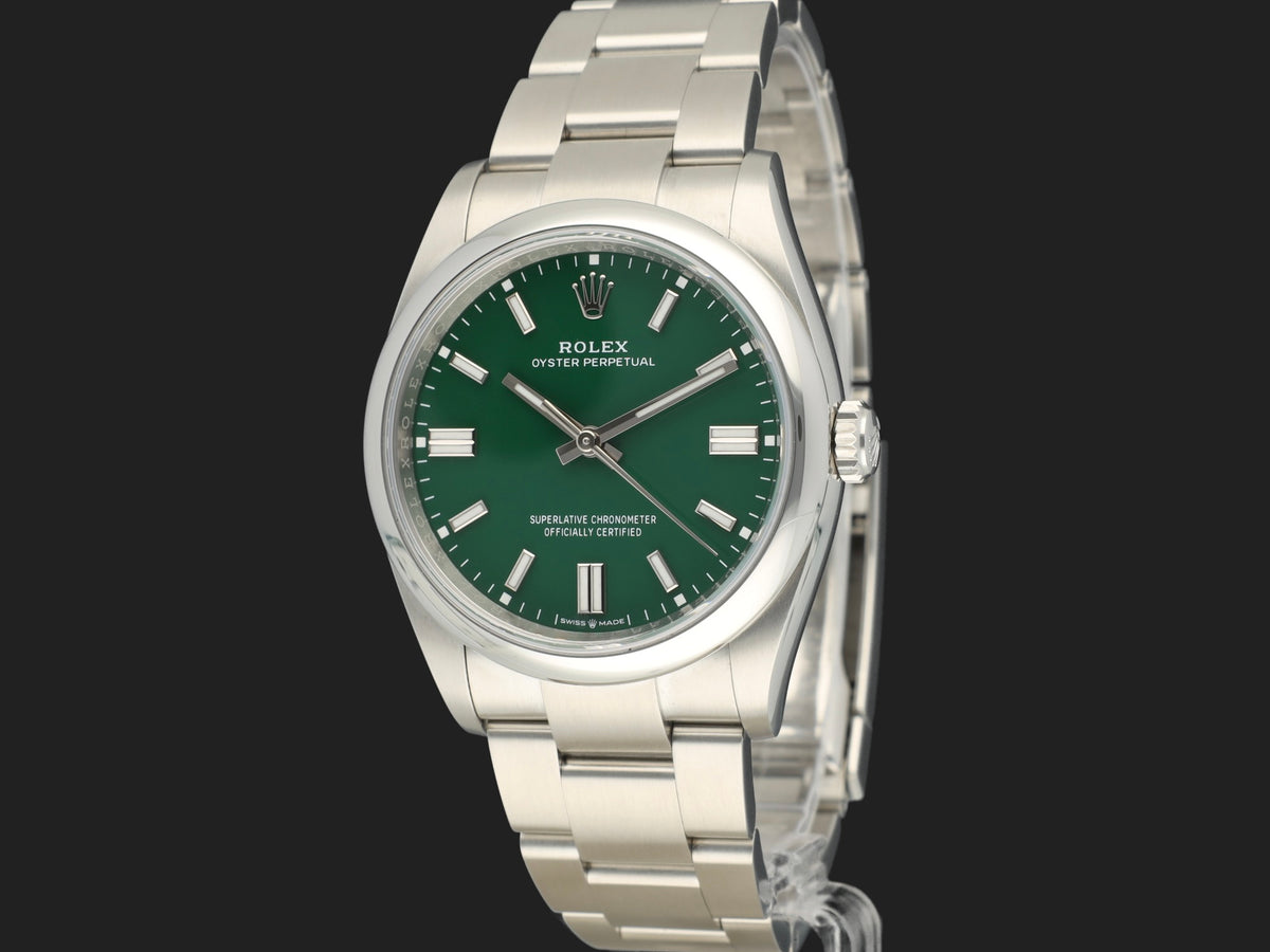 Rolex Oyster Perpetual 36 Green Dial 126000 (1)