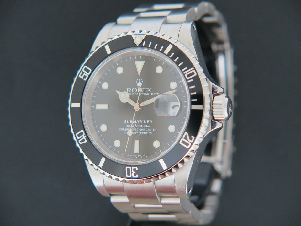 Rolex Submariner Date 16610 (1)