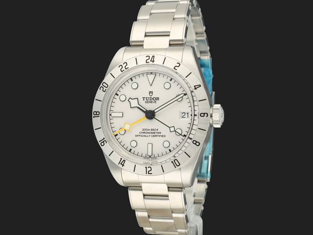 Tudor Black Bay Pro 79470 NEW
