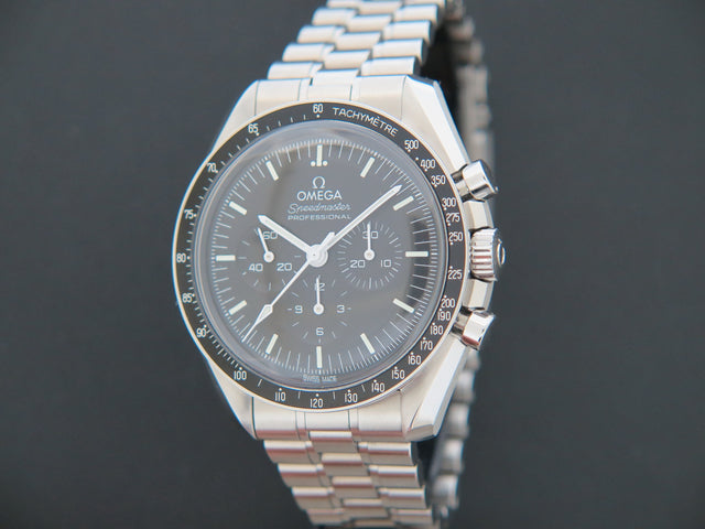 Omega Speedmaster Professional Moonwatch Co-Axial Master Chronometer