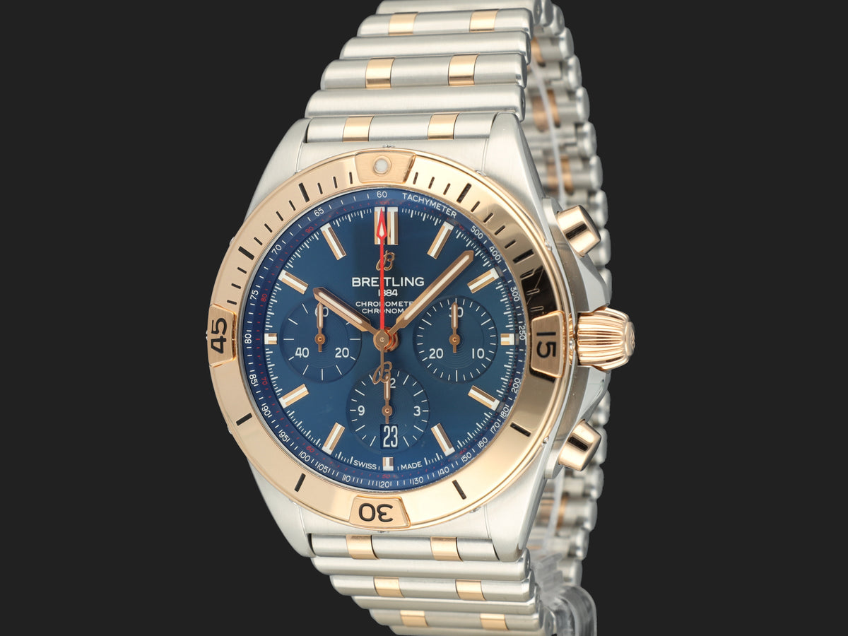 Breitling Chronomat B01 42 Rose Gold/Steel Blue Dial UB0134 (1)