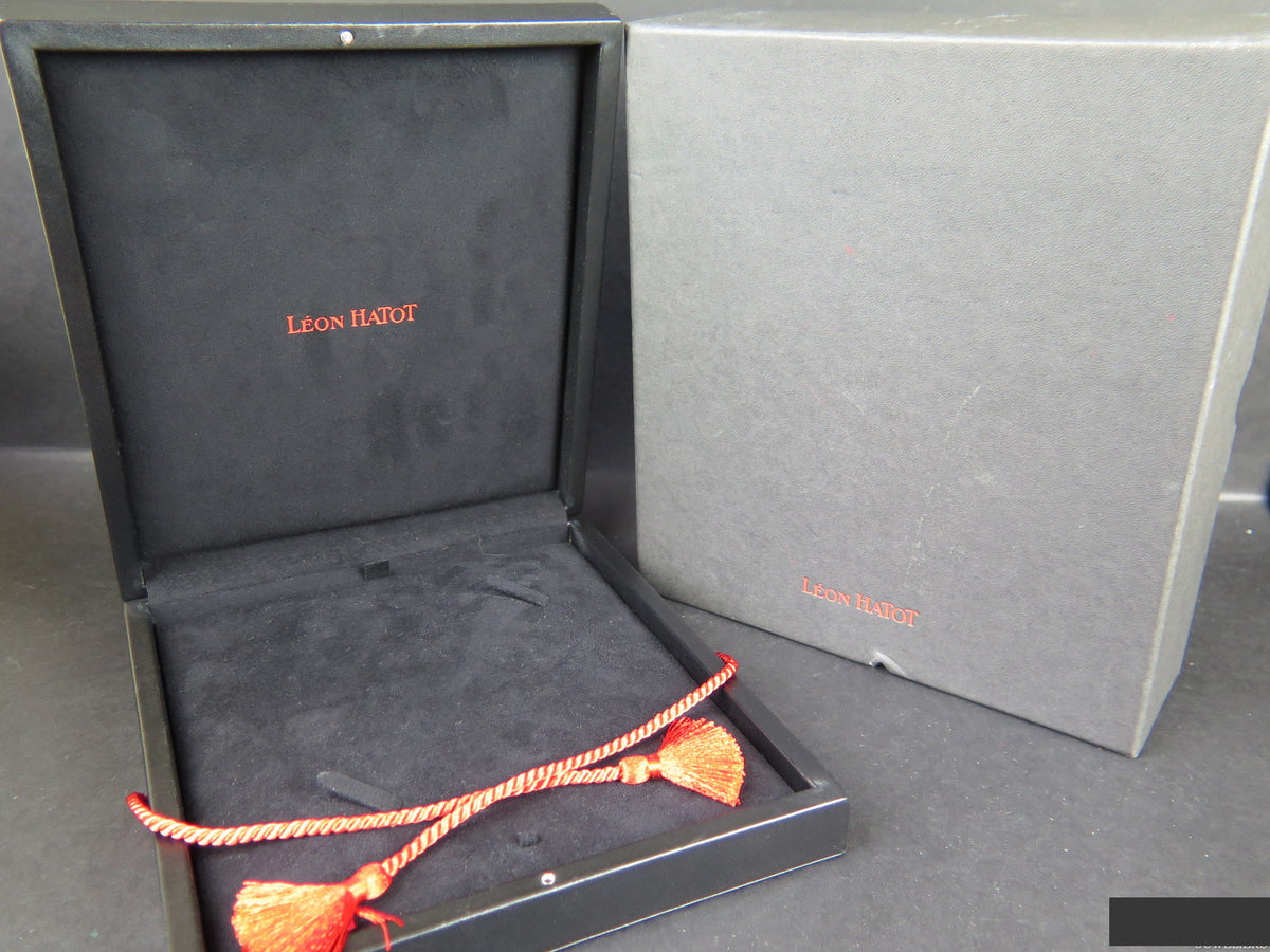 Leon Hatot Box (1)