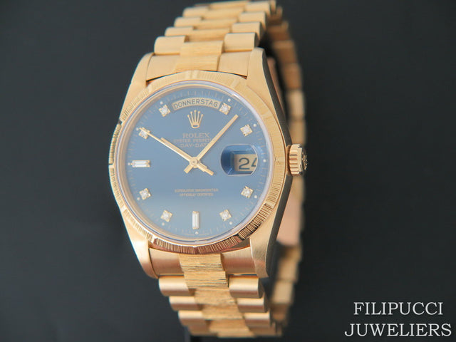 Rolex Day-Date "Bark" Yellow Gold Blue Diamond Dial