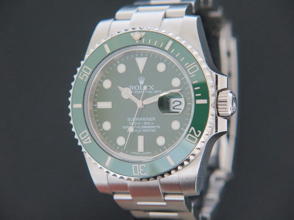 Rolex Submariner Date 116610LV (1)