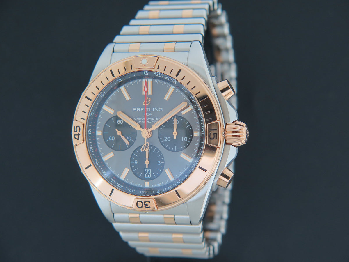 Breitling Chronomat B01 42 Anthracite Dial UB0134 (1)